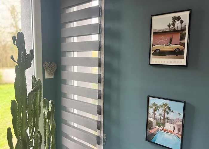 Villa Des 5 Mondes Piscine Et Billard 10 Pers