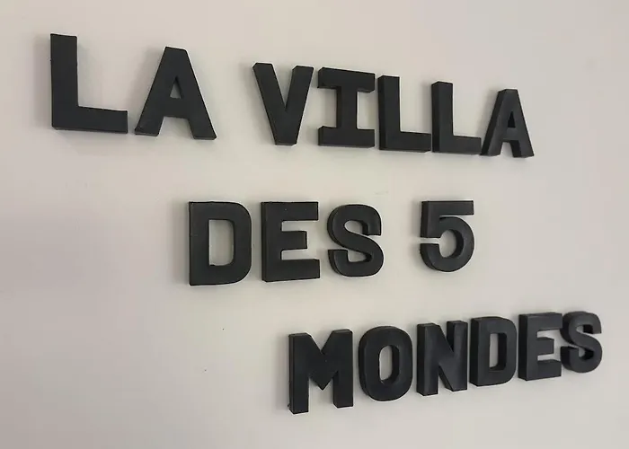 Des 5 Mondes Piscine Et Billard 10 Pers *