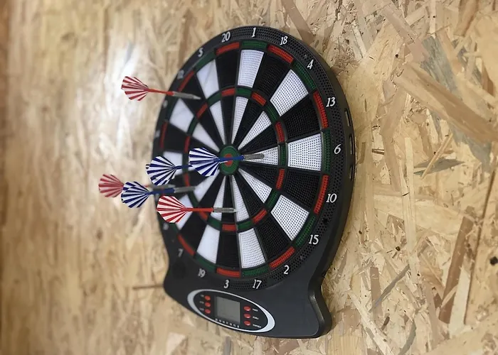 فيلة Des 5 Mondes Piscine Et Billard 10 Pers